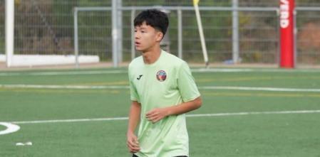 官方赛程-世体：巴萨签下15岁哈萨克斯坦小将门迪卡诺夫